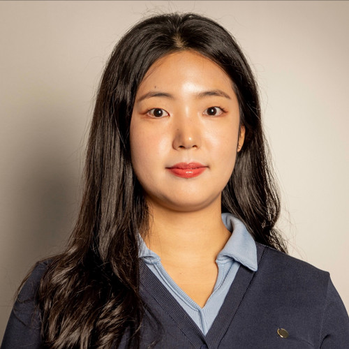 Juhee Kim Headshot